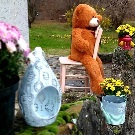 Honey Hill Fruska Gora