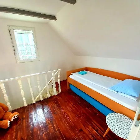 Honey Hill Fruska Gora * Cerevic