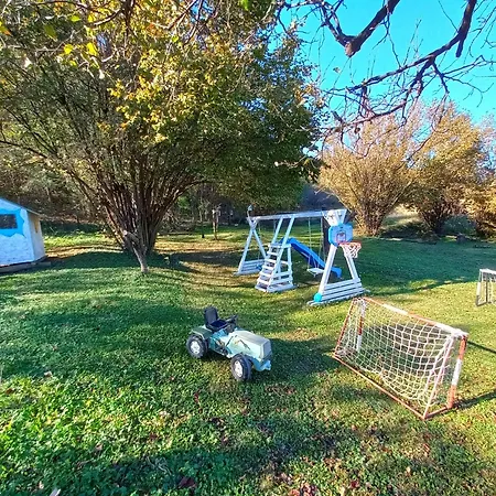 Honey Hill Fruska Gora Villa *