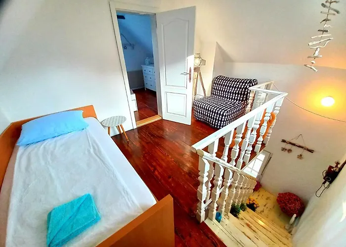 Honey Hill Fruska Gora Villa