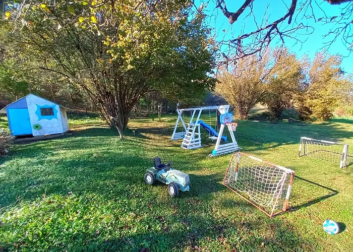 Honey Hill Fruska Gora Villa *